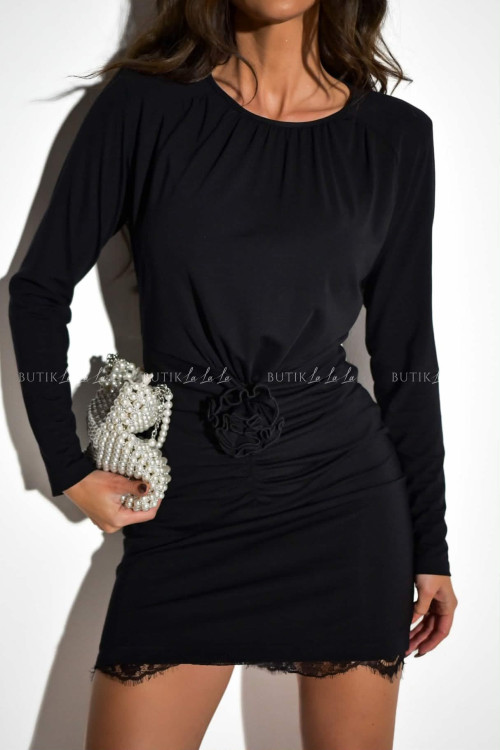 Sukienka czarna z kwiatem Milio