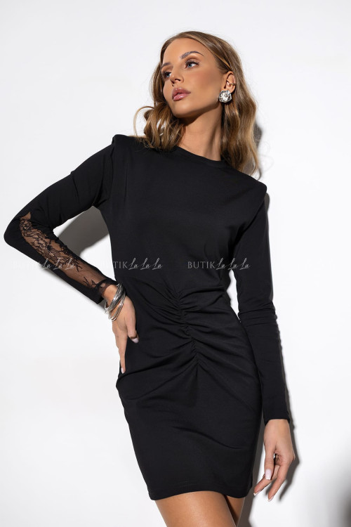 Sukienka czarna z koronką na rękawie Fres 1