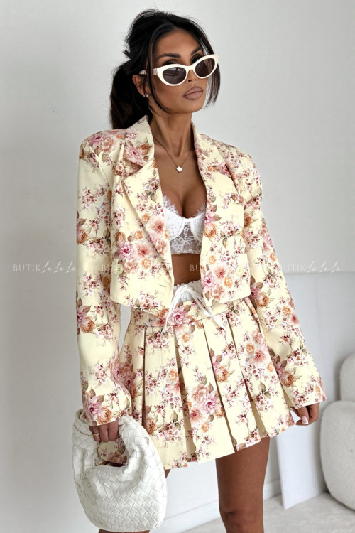 Komplet żółty w kwiatowy print Mennie 3