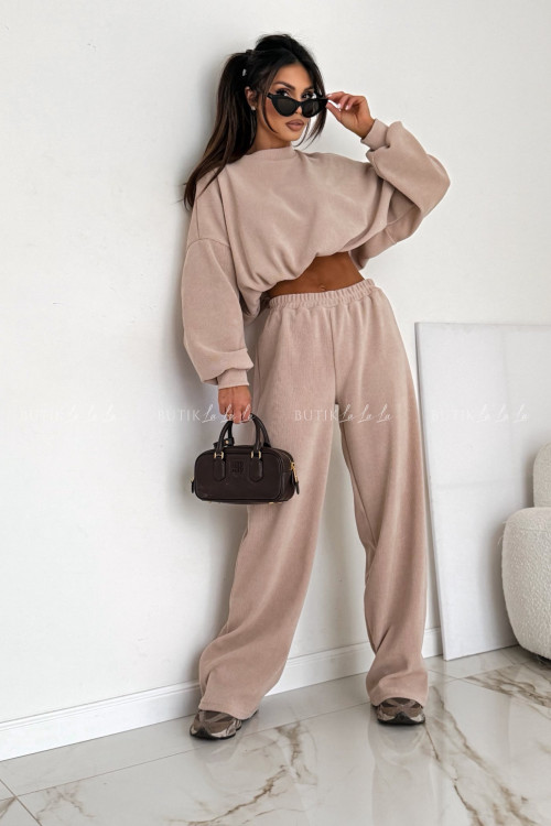 Komplet z miękkiego sztruksu beżowy Evetta