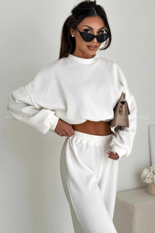 Komplet z miękkiego sztruksu biały Evetta