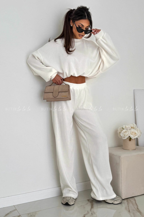 Komplet z miękkiego sztruksu biały Evetta 2