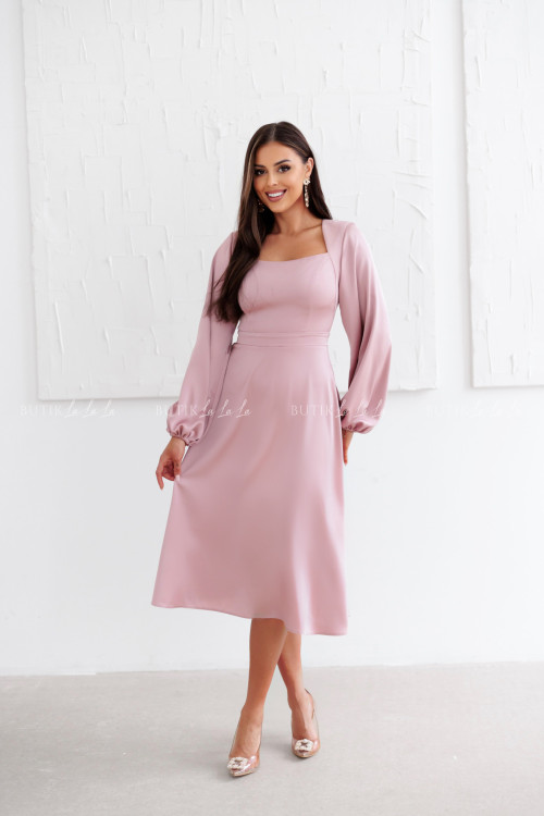 Sukienka satynowa pudrowa Camelia 2